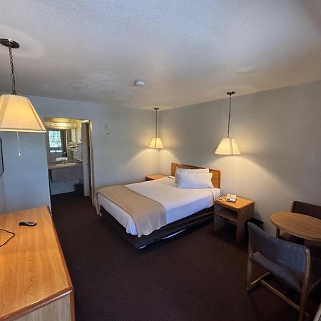 Premier Inns Thousand Oaks Extérieur photo